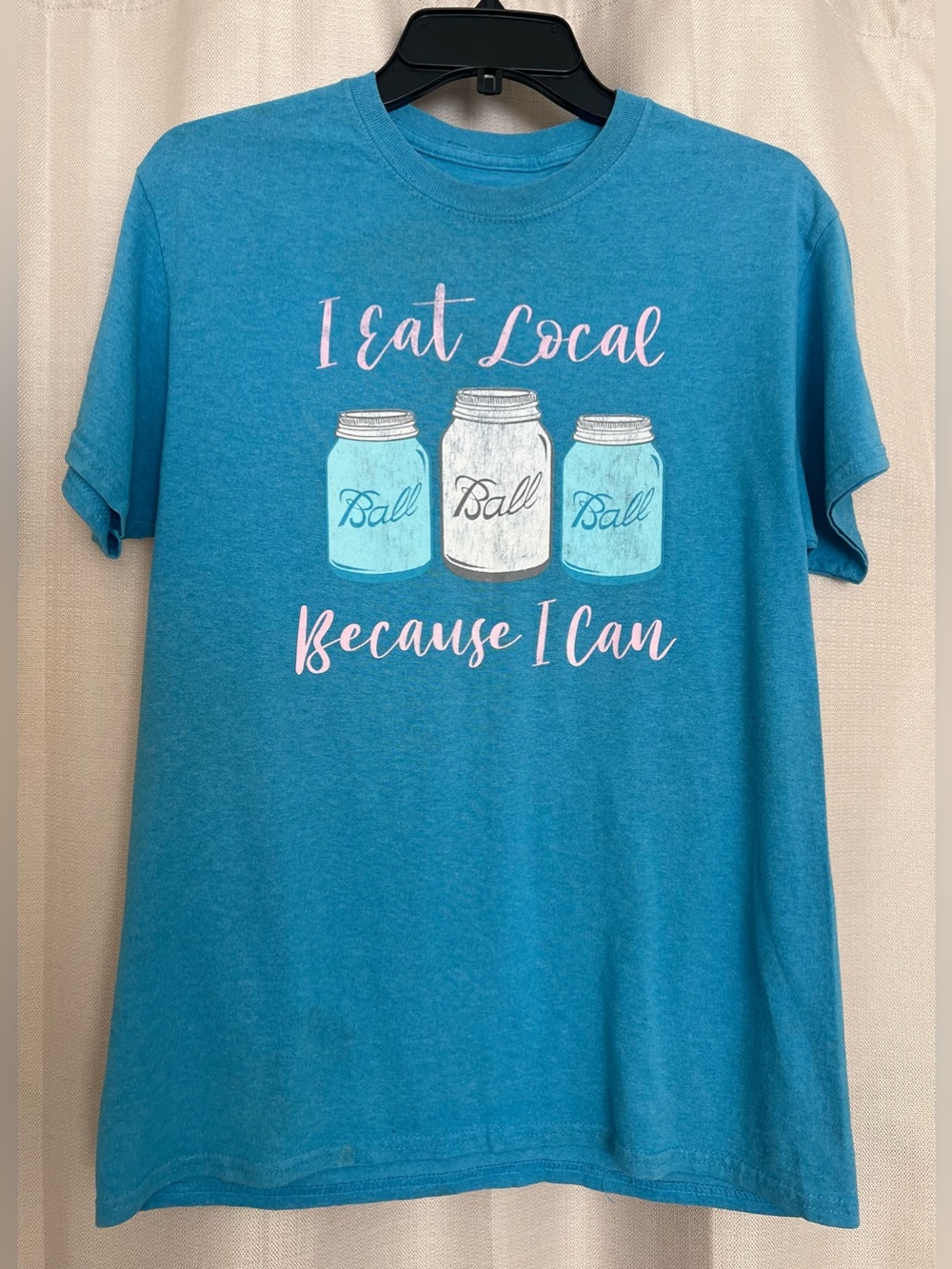 “I Eat Local Because I Can” Ball Mason Jar Graphic T-Shirt Size L